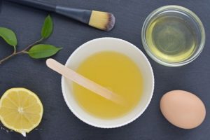 nhung-loi-ich-tiem-nang-cua-mat-na-long-trang-trung-doi-voi-da1