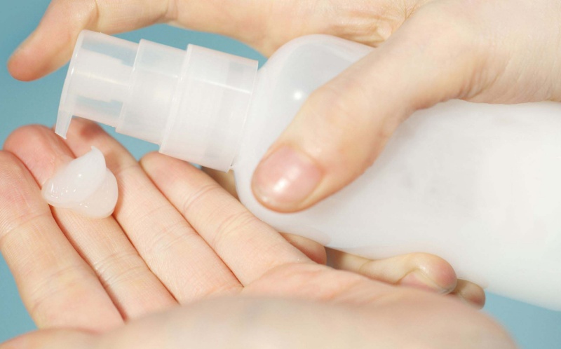 9-sai-lam-khi-boi-kem-mat-nhieu-chi-em-thuong-mac-phai2