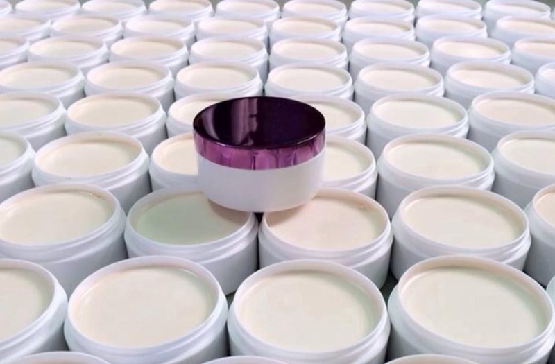 canh-bao-ve-viec-su-dung-kem-duong-trang-da-body-troi-noi3