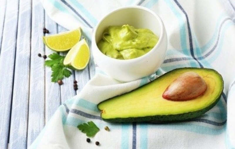 meo-lam-trang-da-body-hieu-qua-ngay-tai-nha4